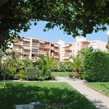 Bormes-les-mimosas, 1 Piece, 4 Personnes - Fr-1-251-632 *
